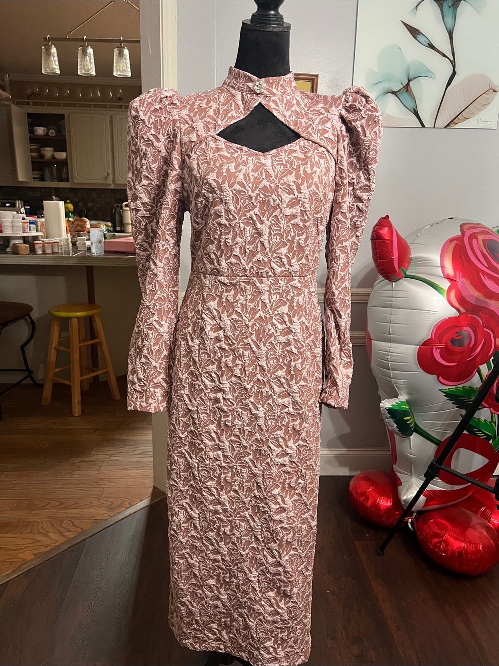 Source Unknown Dusty Rose Textured Long-Sleeve Midi Dress